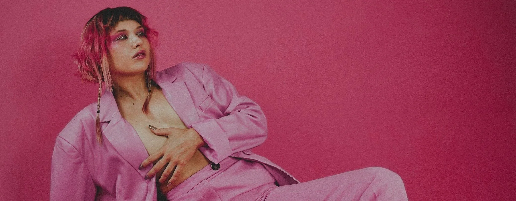 Los Angeles hit songwriter BUZZ releases debut single “FTN”