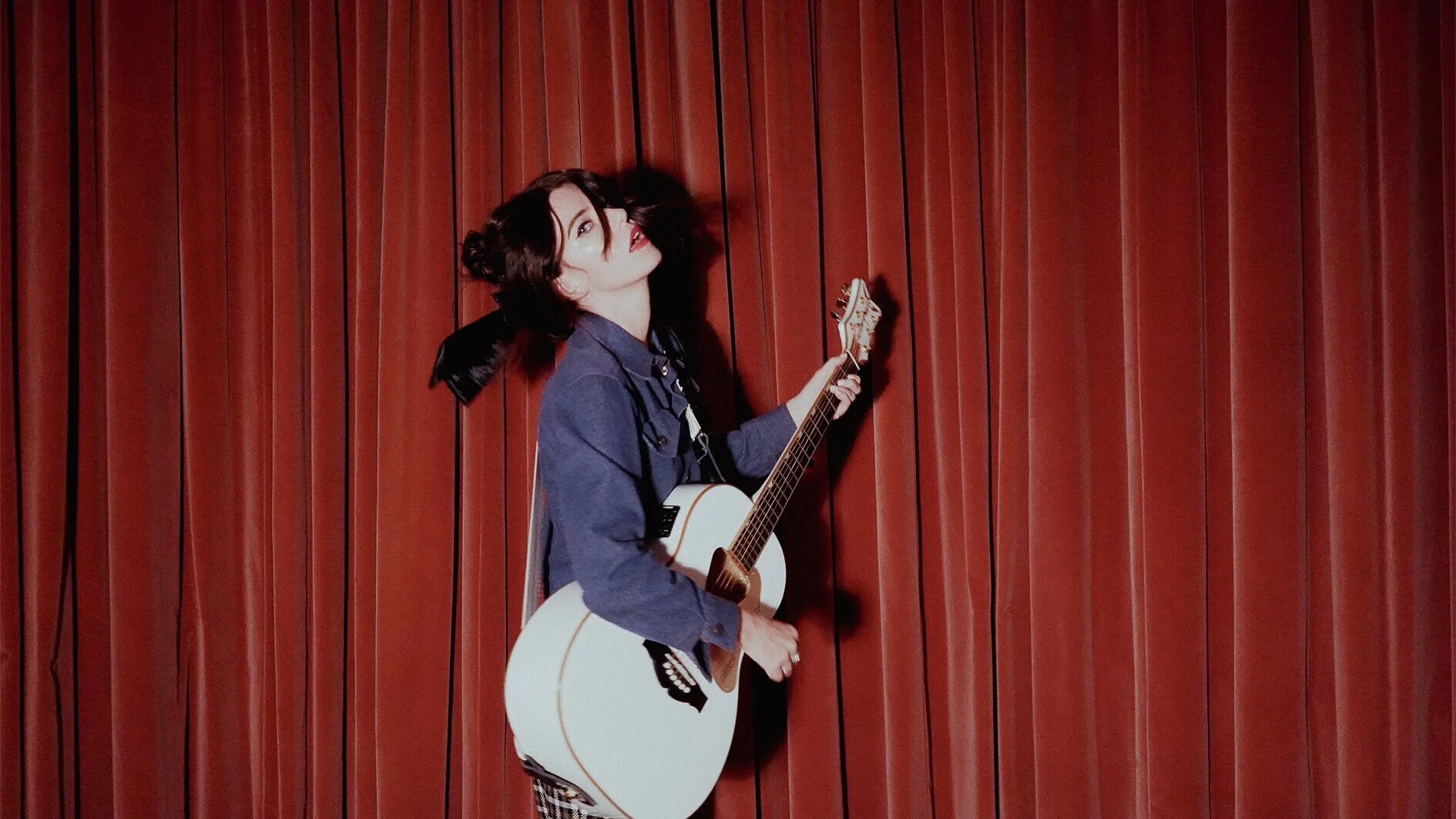 Blood Red Shoes' Laura-Mary Carter announces solo release 'Town Called Nothing,' releases title track