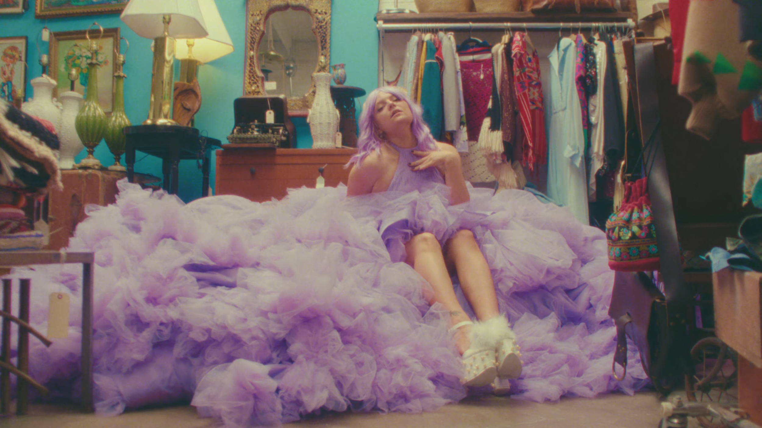 Jessia releases “But I Don’T” music video