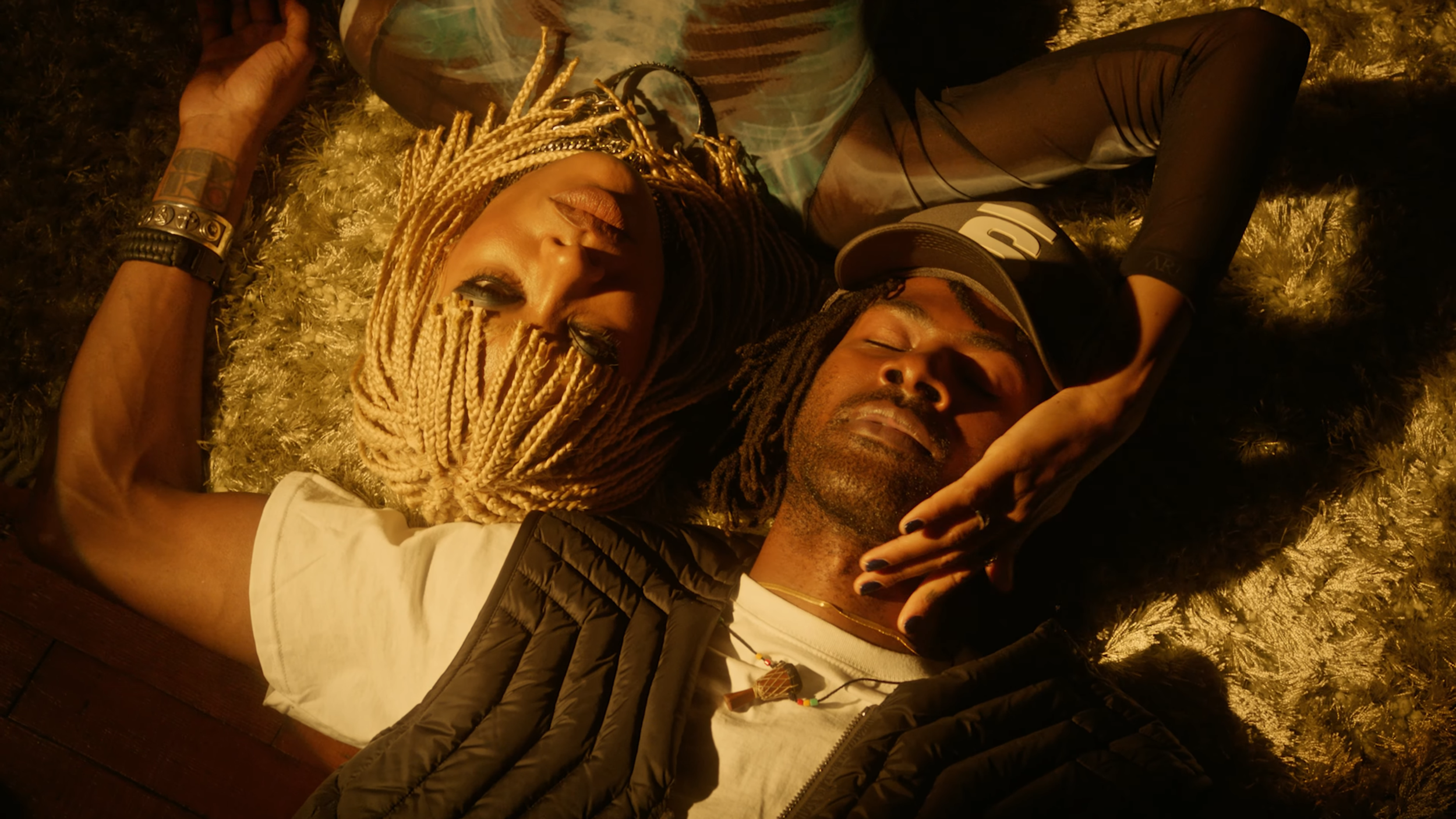 Los Angeles electro-R&amp;B duo RM47 unveil music video for “Needed U”