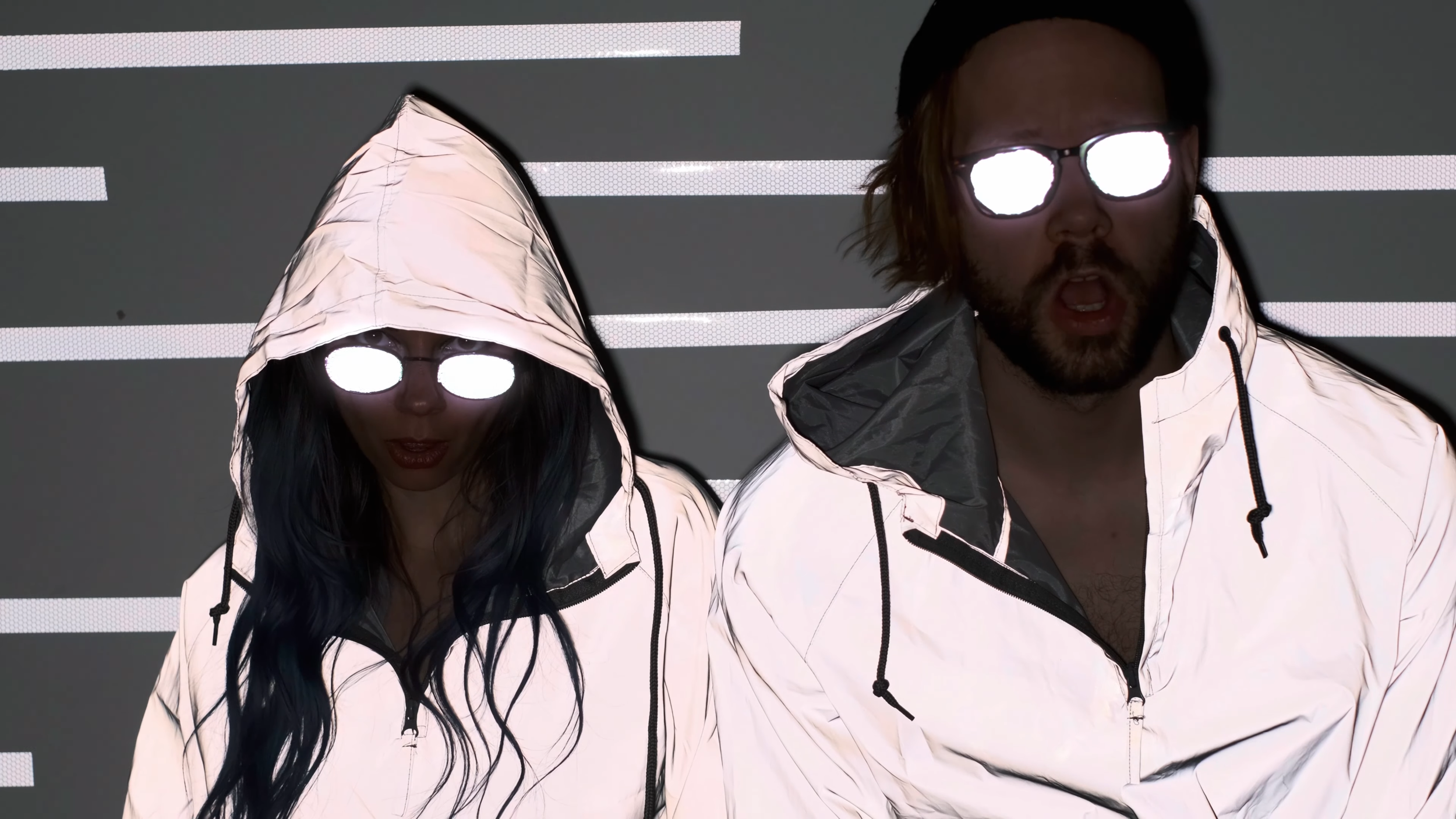 The Royal Foundry release new track “Listen to the Beat”