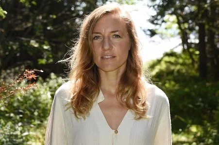 Anna Westin releases new song “Bright Burning Mess”