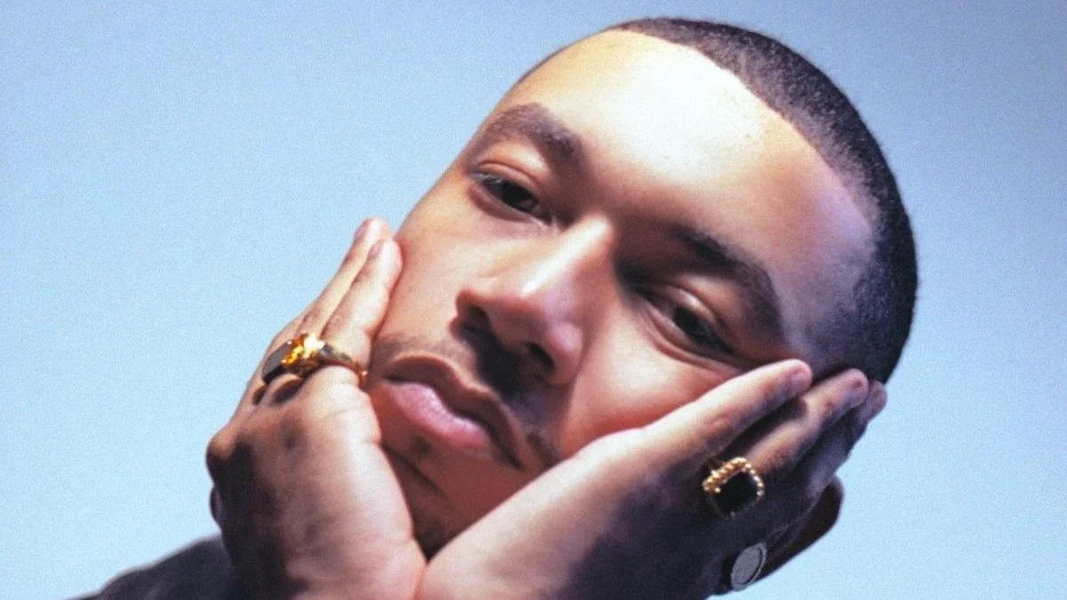 Wesley Joseph signs to Secretly Canadian, releases new single "Cold Summer"