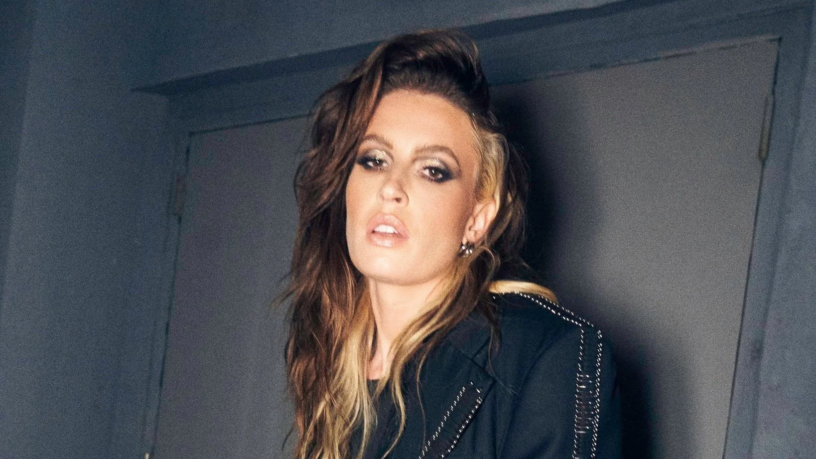 New Jersey singer-songwriter FLETCHER announces Meet Her At The Bar: Pride Month Experience