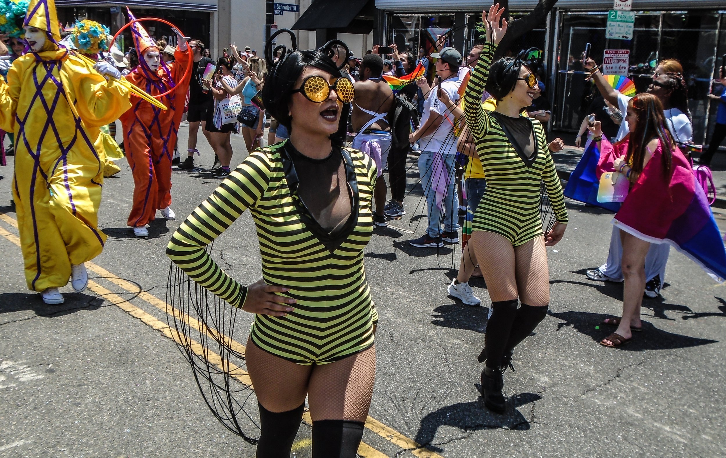 Electropositive shovel Suri Photos: Los Angeles Pride Parade 2022 — MP3s & NPCs