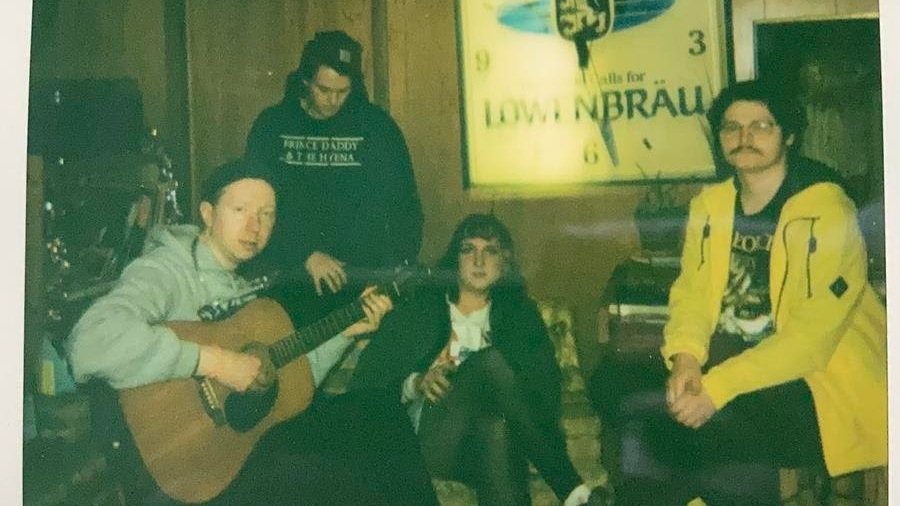 Michigan shoegaze band Greet Death release "New Low" music video