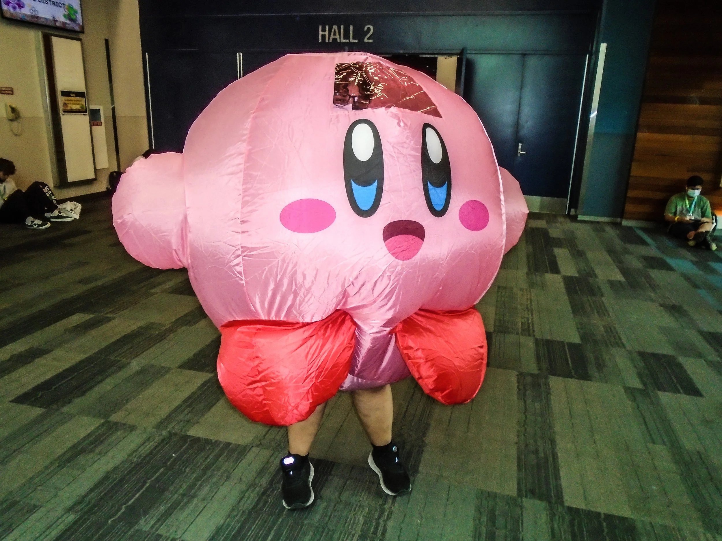  VTuber @IvoryyIce as Kirby 