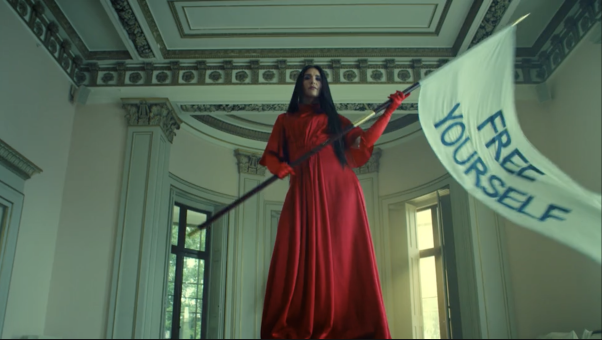 Jessie Ware releases music video for "Free Yourself"