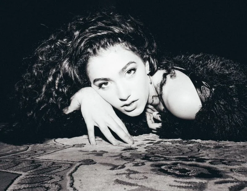 Nashville alt-pop artist Caroline Romano releases new single “Chopstix"