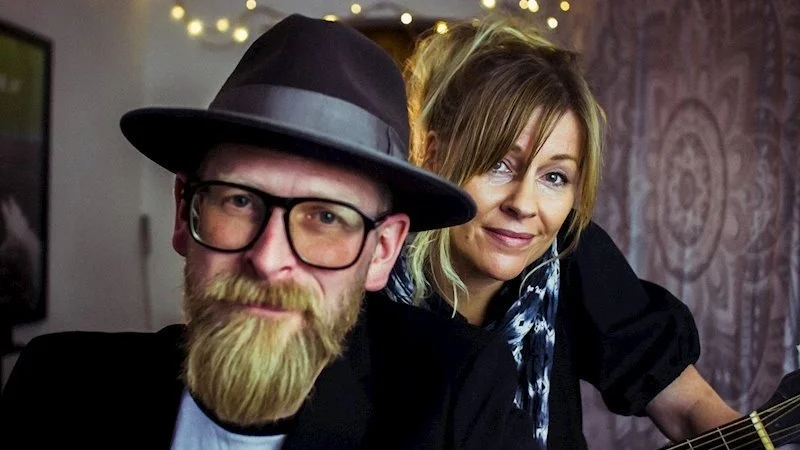 U.K. indie-pop act Karamelien release new single "Lionhearts"