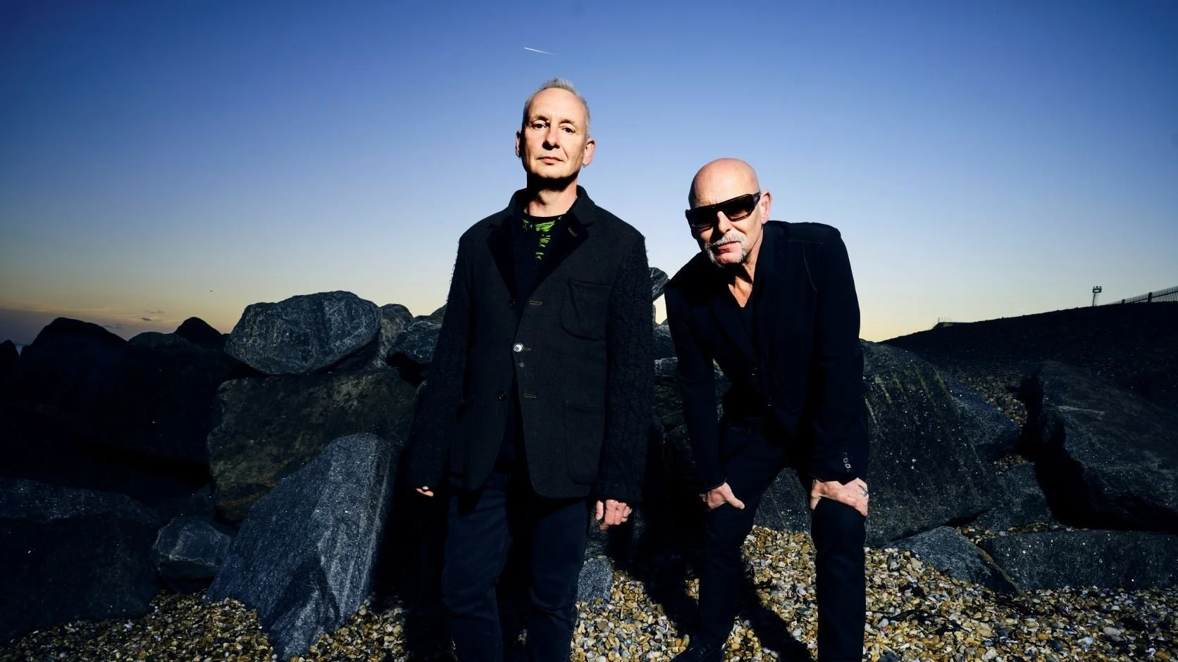 Orbital team up with The Mediaeval Baebes for "Ringa Ringa (The Old Pandemic Folk Song)"