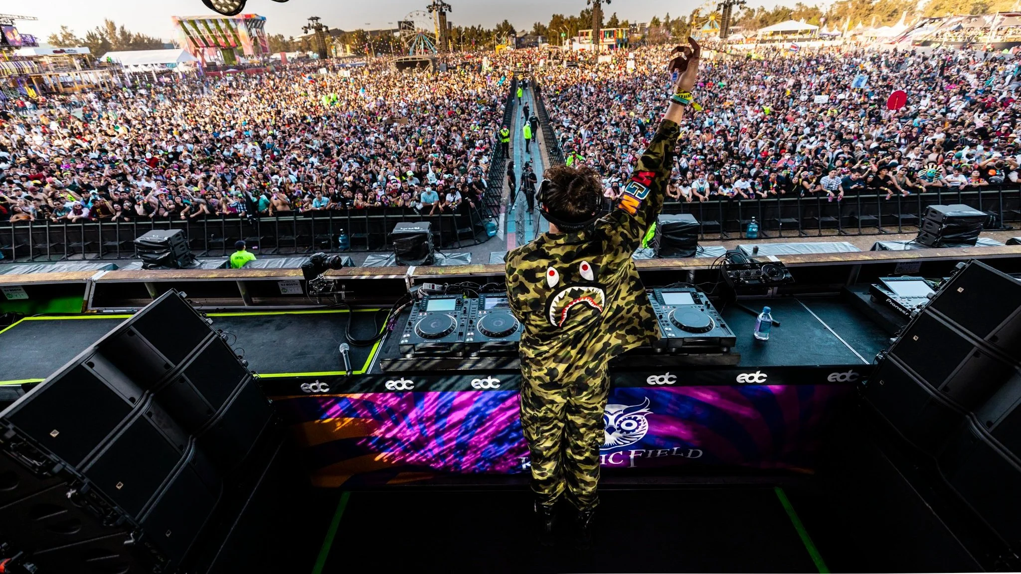 Acraze announces headlining performance at Los Angeles' Hollywood Palladium