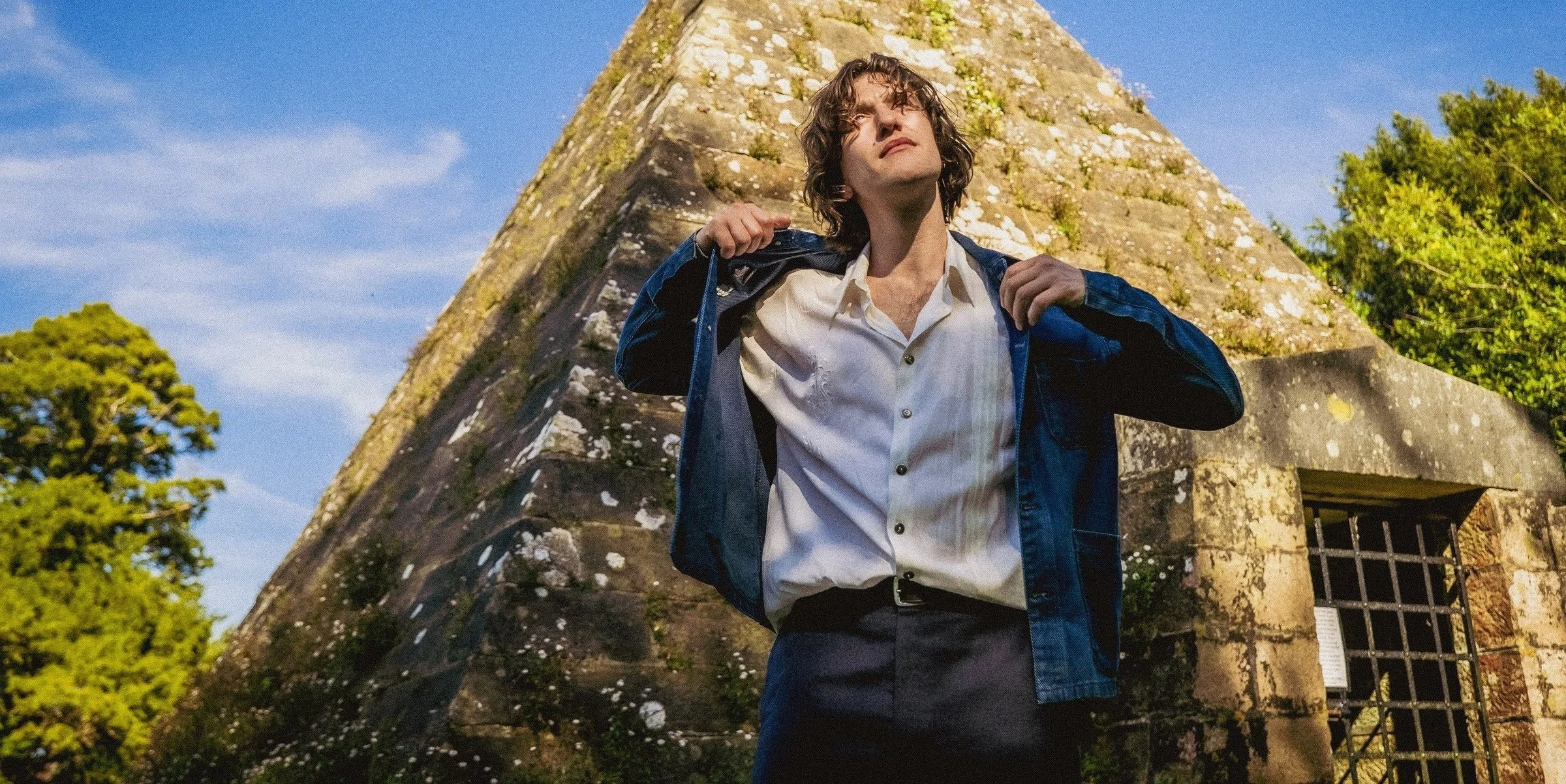 U.K. folk rock act Hollow Hand unveils new single "All My Love"