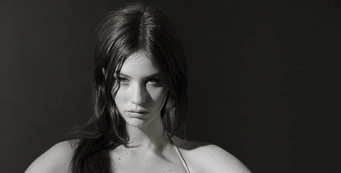 Gracie Abrams releases new single “Amelie”