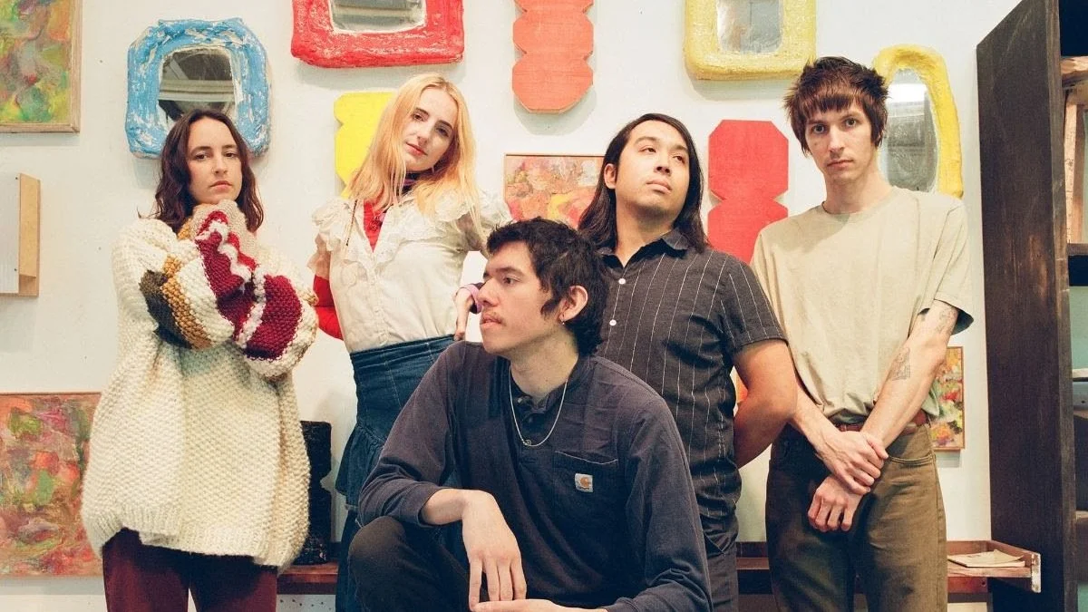  Brooklyn indie rock band Foyer Red announce debut album 'Yarn the Hours Away'