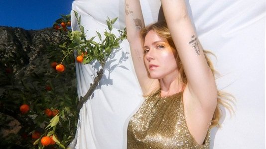 Los Angeles indie pop artist Kayls releases new single "On The Rocks"
