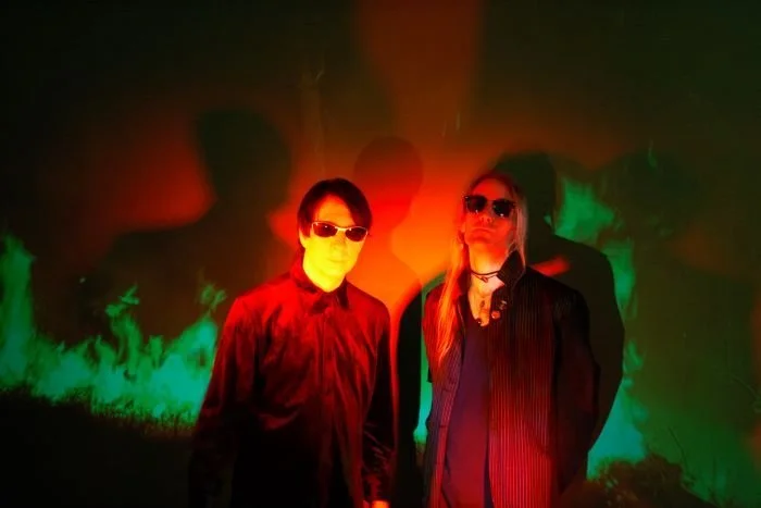 Los Angeles post-punk band Synical release “Trapeze” music video