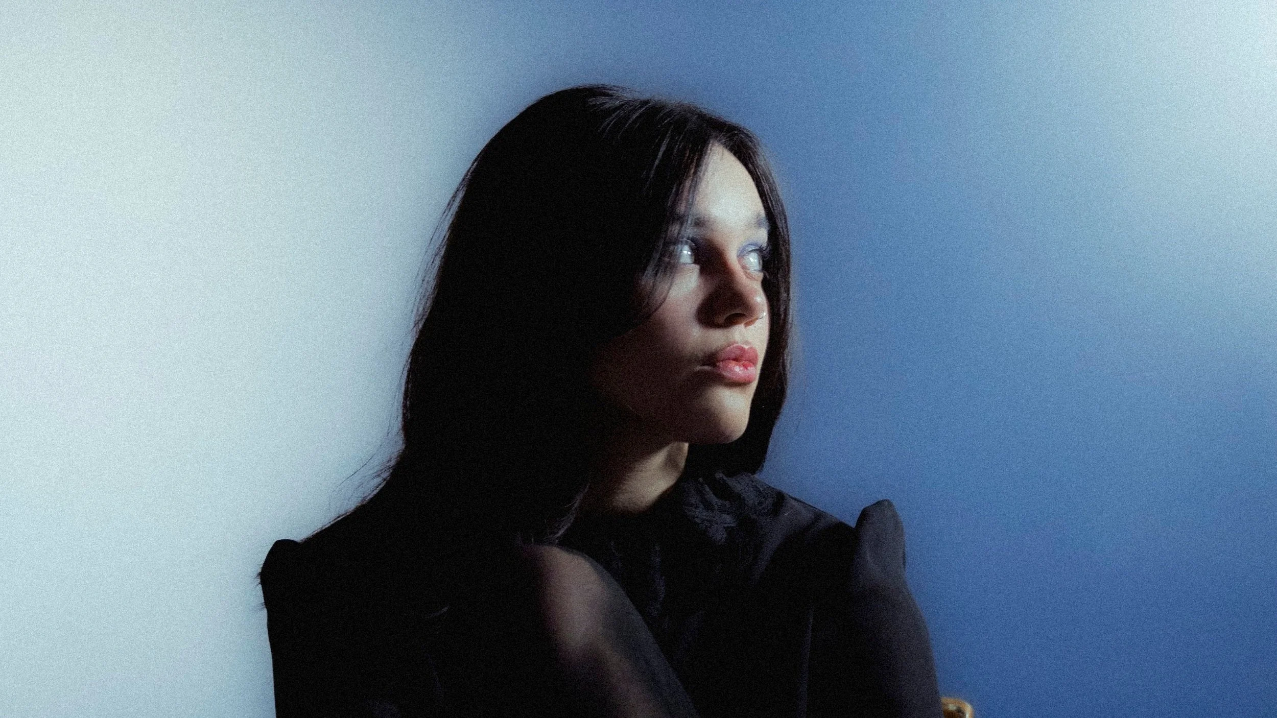 Juliana Madrid releases cover of Frou Frou's "Let Go"