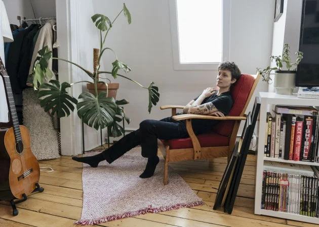 Mo Kenney releases new single “Signs of Life” 