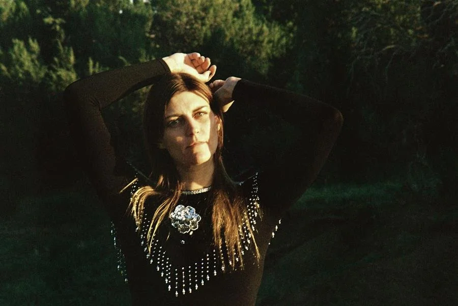 Midwife releases new single “Vanessa”