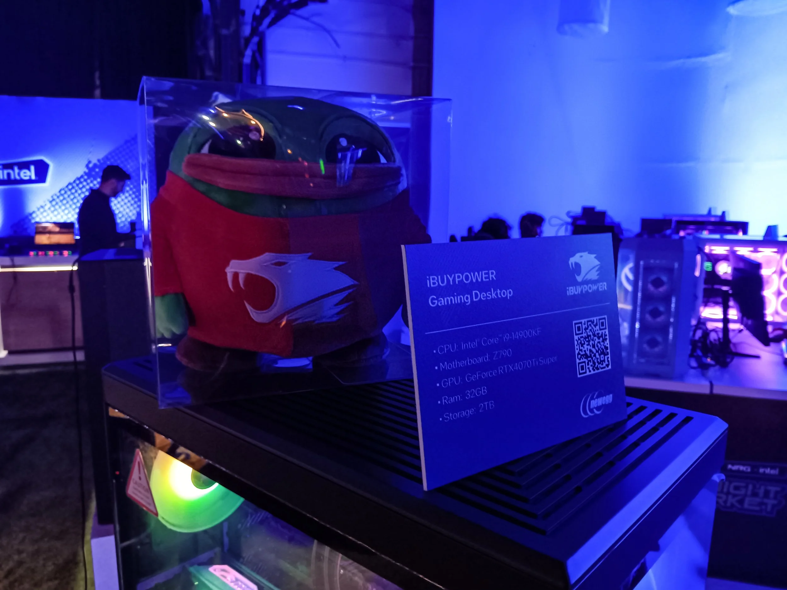 IntelxNRGNightMarketinLosAngeles - Photo credit - Terrance Pryor - MP3s and NPCS (13).jpg