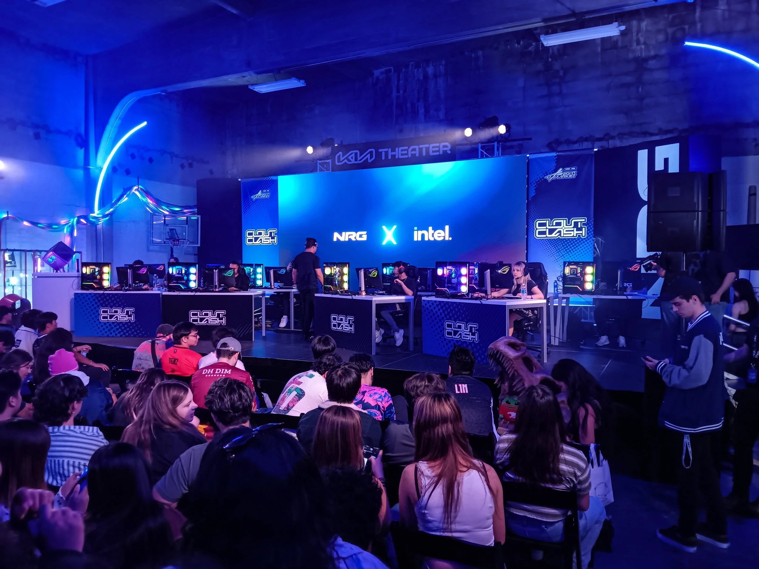 Intel x NRG Night Market in Los Angeles (photos)