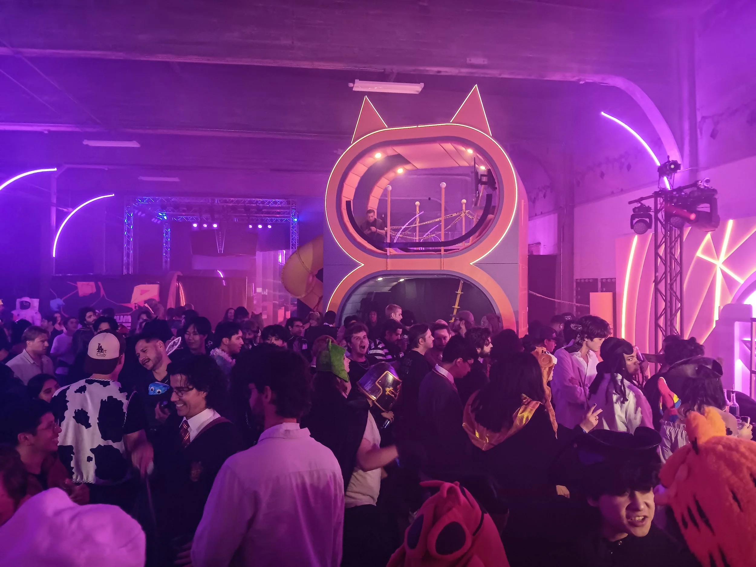 Spectrum x NRG Night at the Castle - Photo credit - Terrance Pryor - MP3s and NPCs (14).jpg