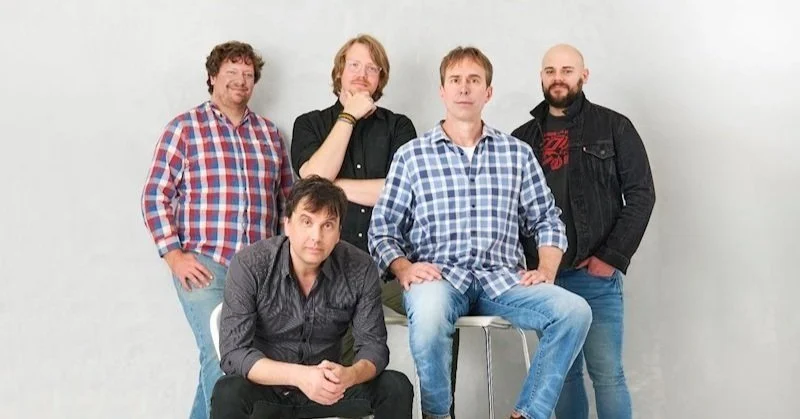 Push Puppets unveil new single "All Together On 3"