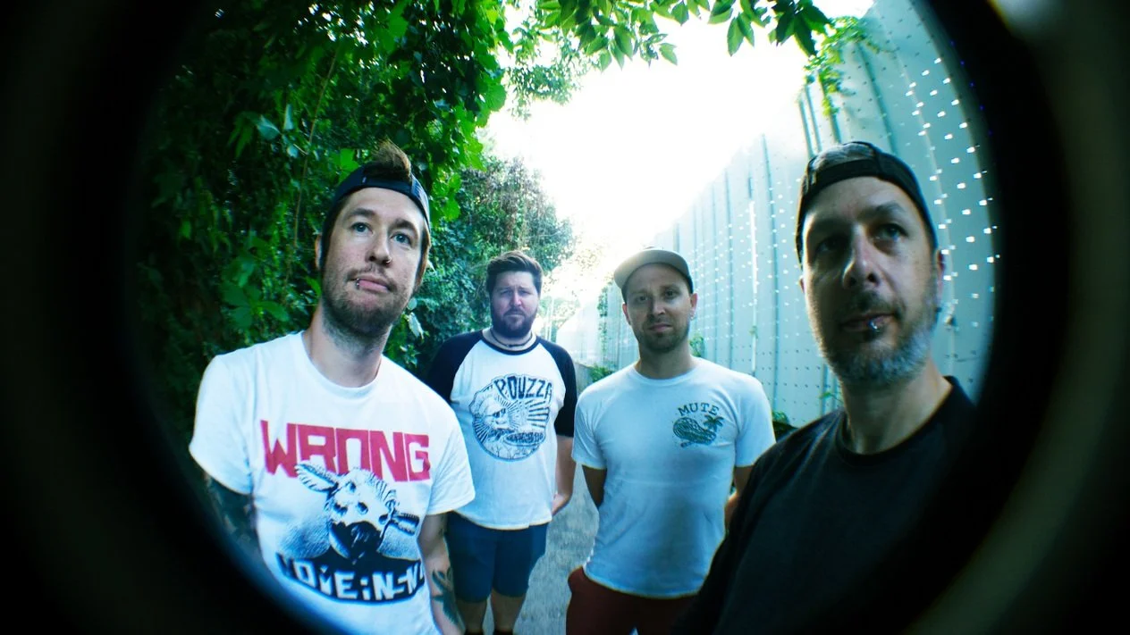Dutch Nuggets unveils new single "Plastic Lives"