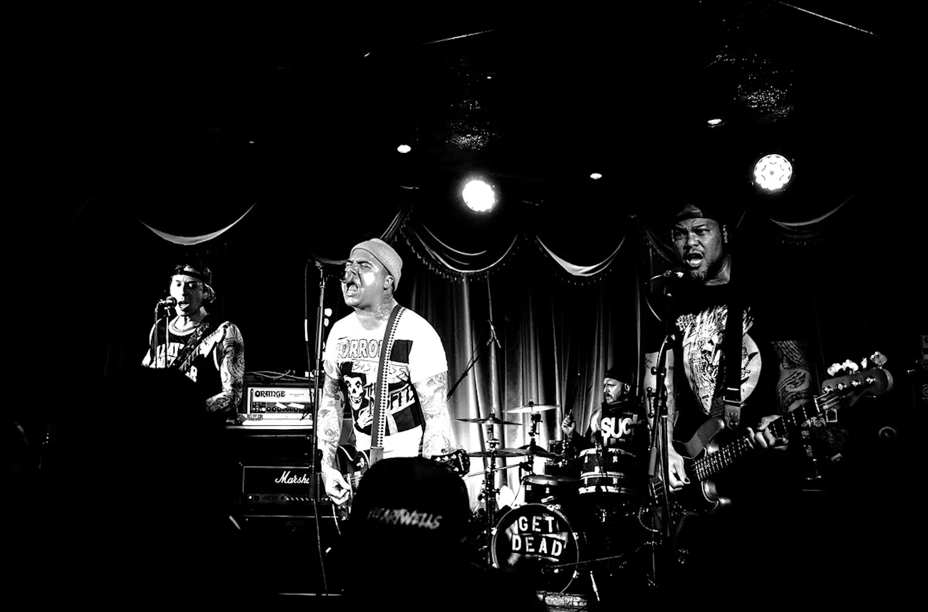 L.A. punk band Heartwells release new single "Backstabbers"