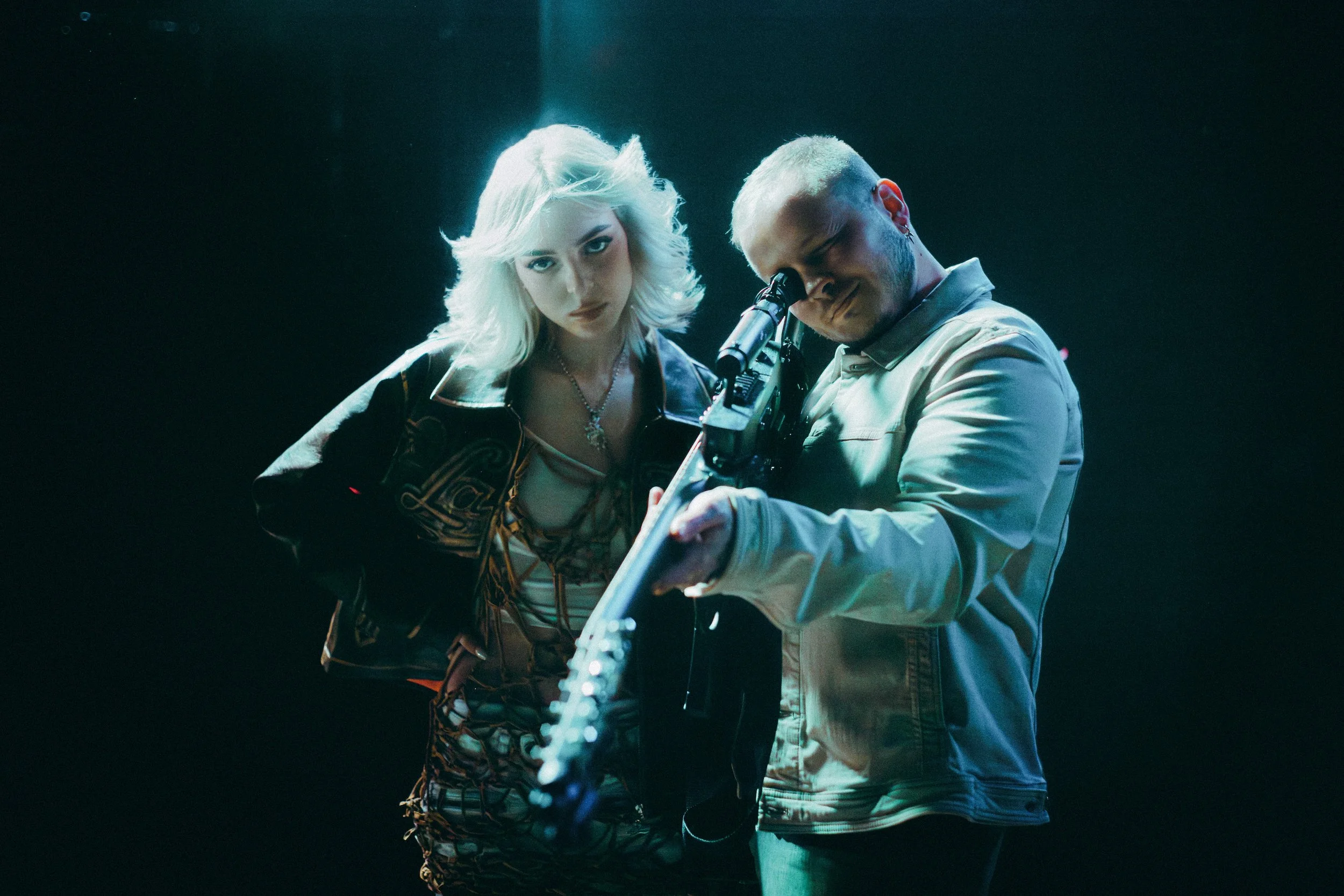 Sophie Powers and RJ Pasin unite on new single "XO"