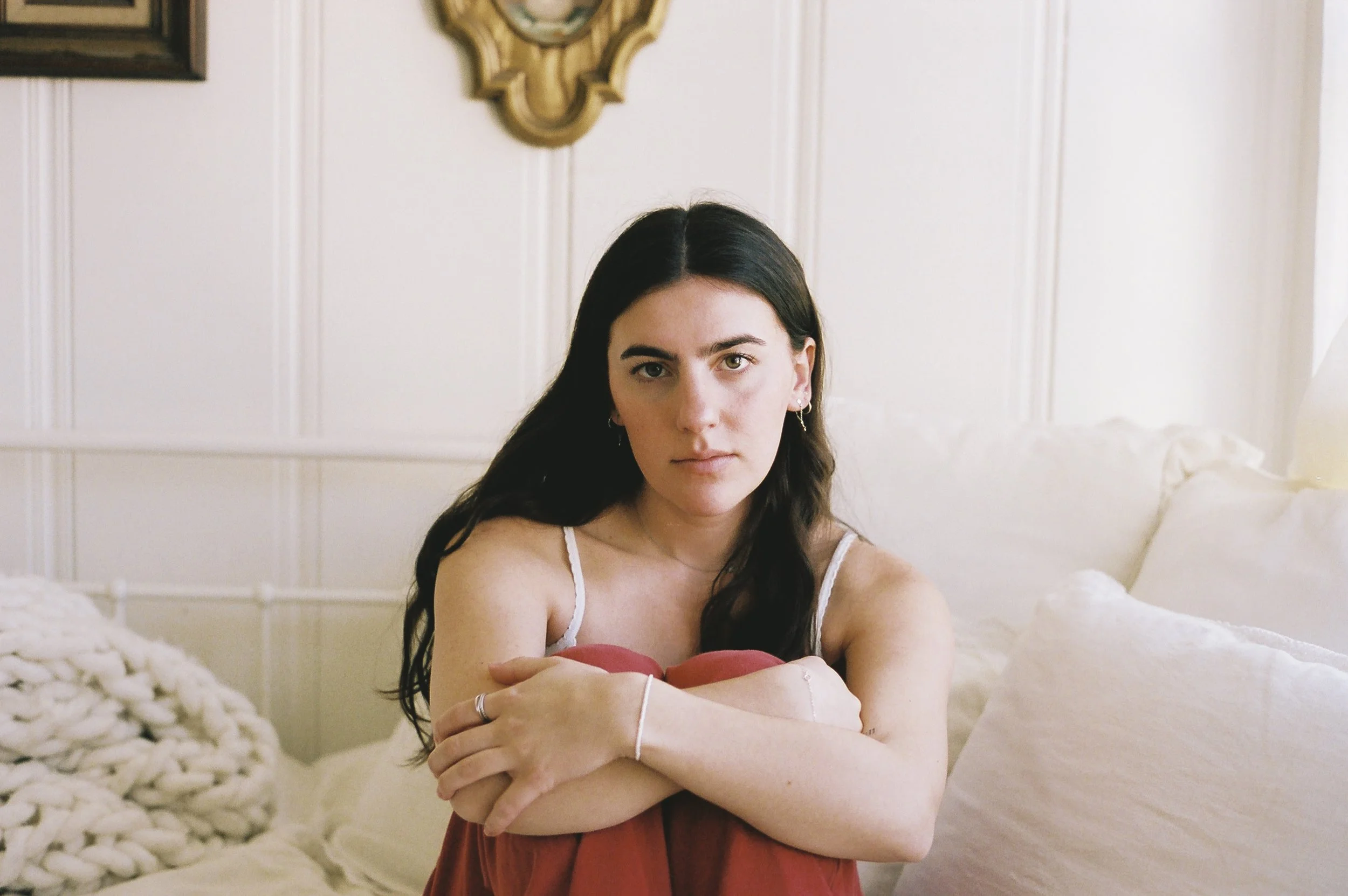 Avery Lynch reveals 'Glad We Met' EP