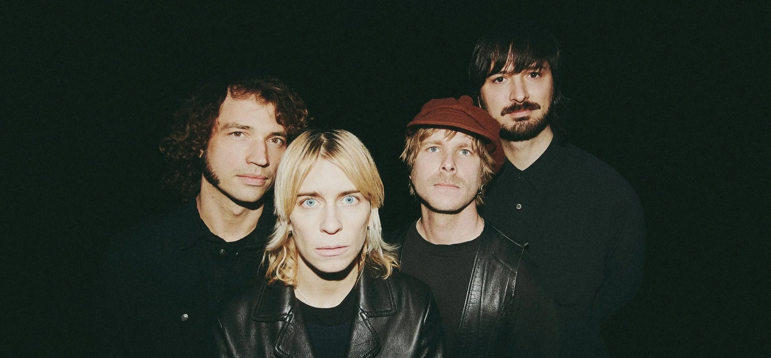 Annie Taylor release new song "Something Ain't Right"