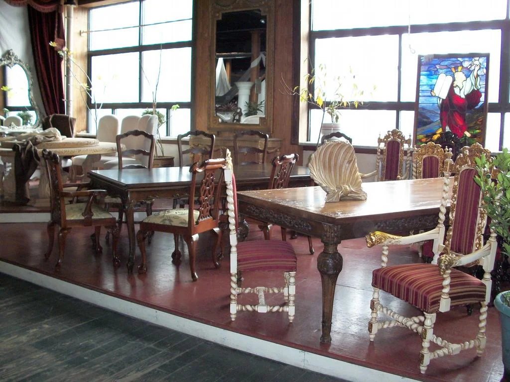 Showroom 002_full.jpeg