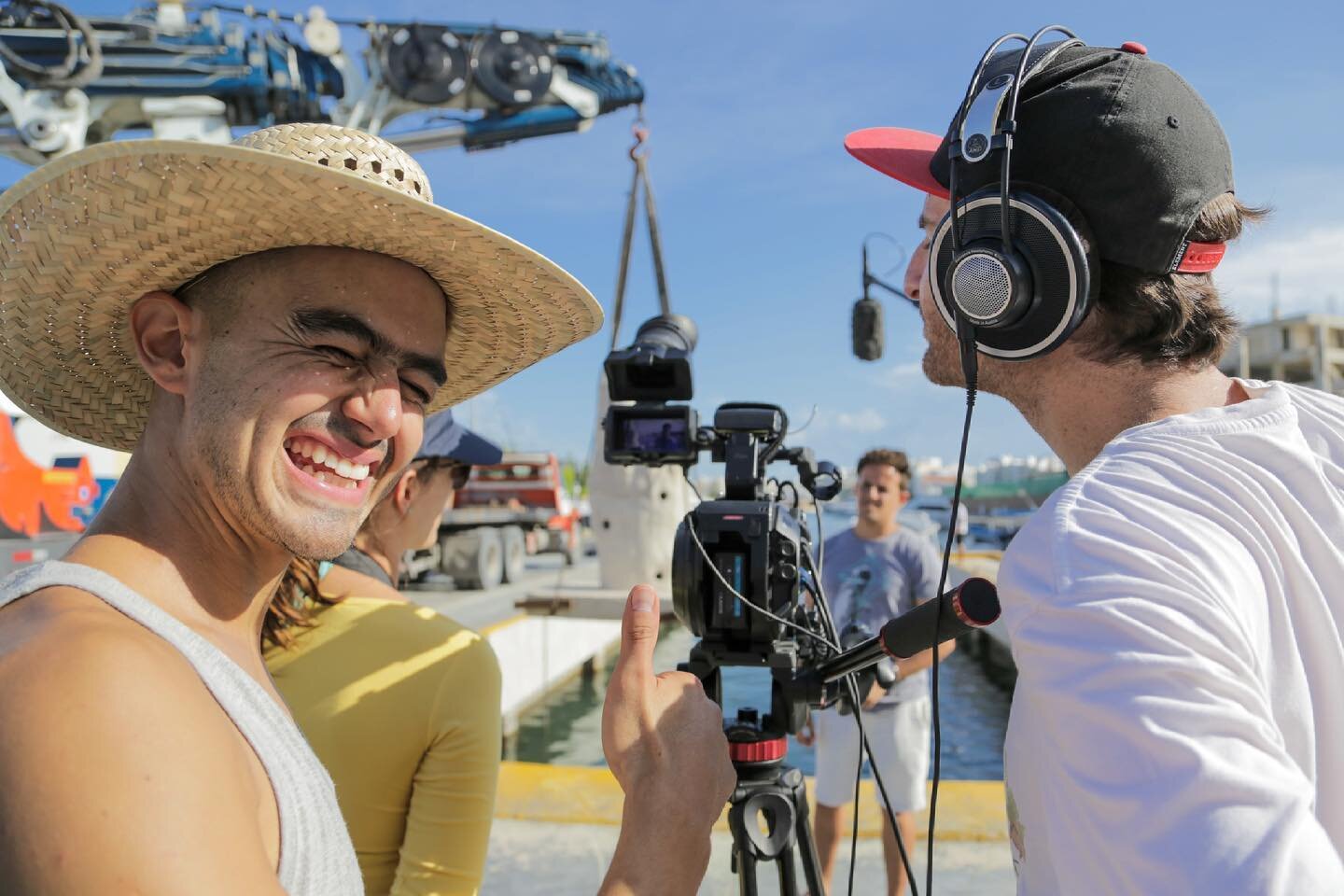 Behind the scenes from one of our productions in Cancun. Sometimes a production requires heading out into the ocean or even under water 🌊 These shots are from a coverage of the underwater museum in Cancun @musamuseo - with over 500 sculptures submer