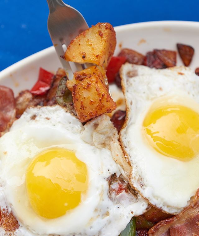 Don't trust just anyone for the most important meal of the day. We'll do it the right way!⁠
⁠
#3MMMDeli #homefries #fries #fries🍟 #eggs #eggfast #eggsforbreakfast #eggsfordays #breakfasts #breakfastporn #breakfastfood #breakfastinspiration #breakfas