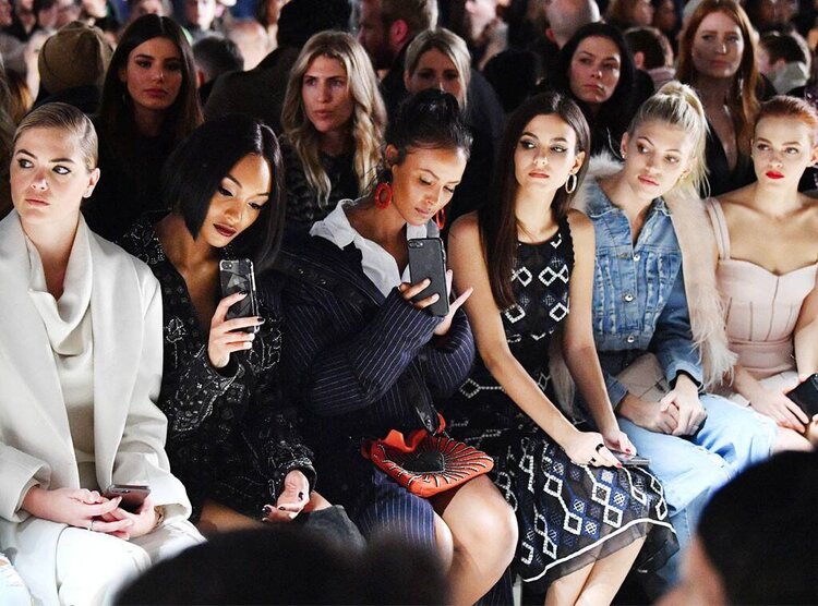 Kate Upton, Jourdan Dunn, Maya Jama, Victoria Justice & Devon Windsor at Jonathan Simkhail’s 2018 runway show. Photo: Dia Dipasupil/Getty Images