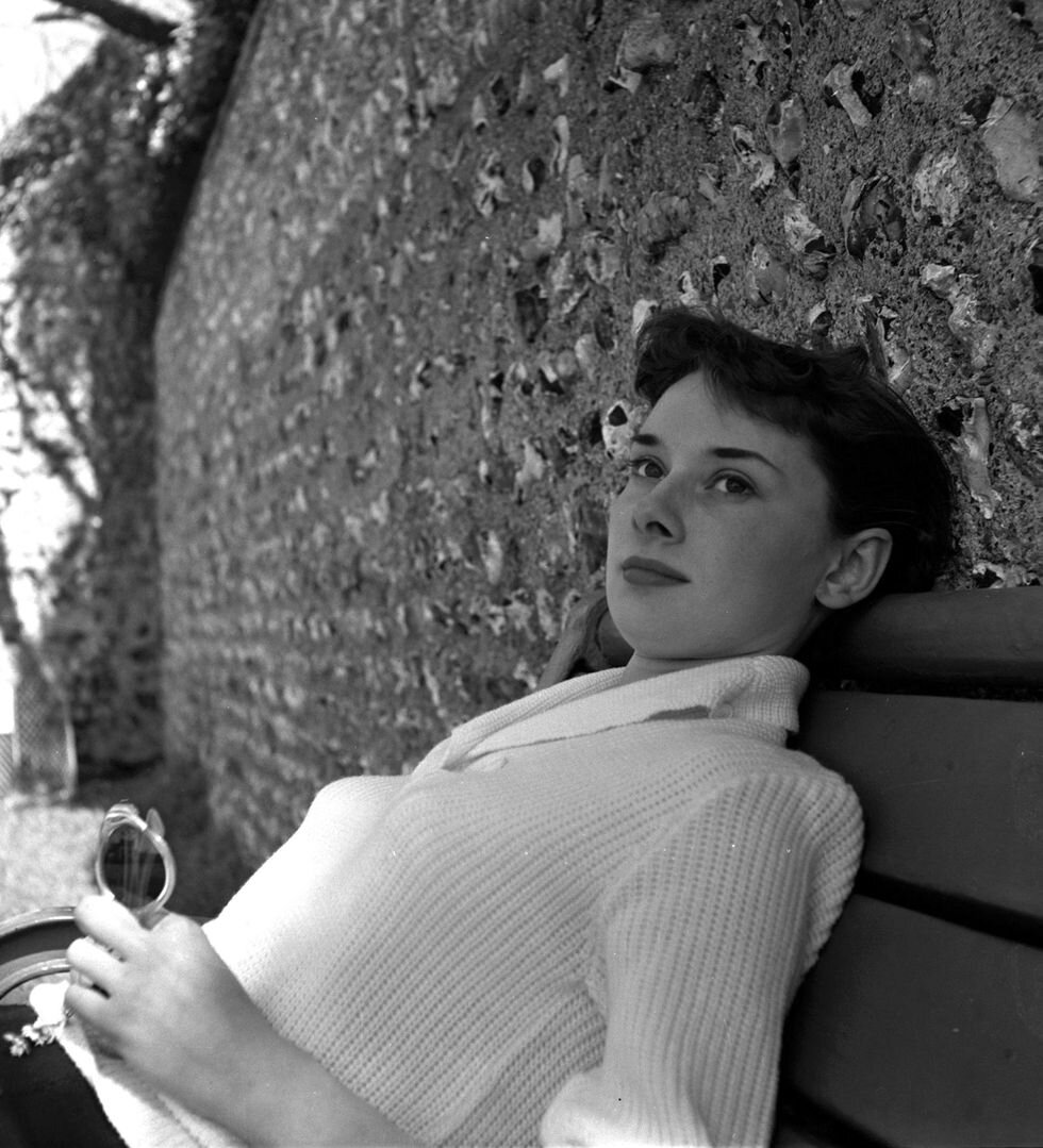 Beautifully bare-faced Audrey Hepburn photographed c. 1951, via Elle