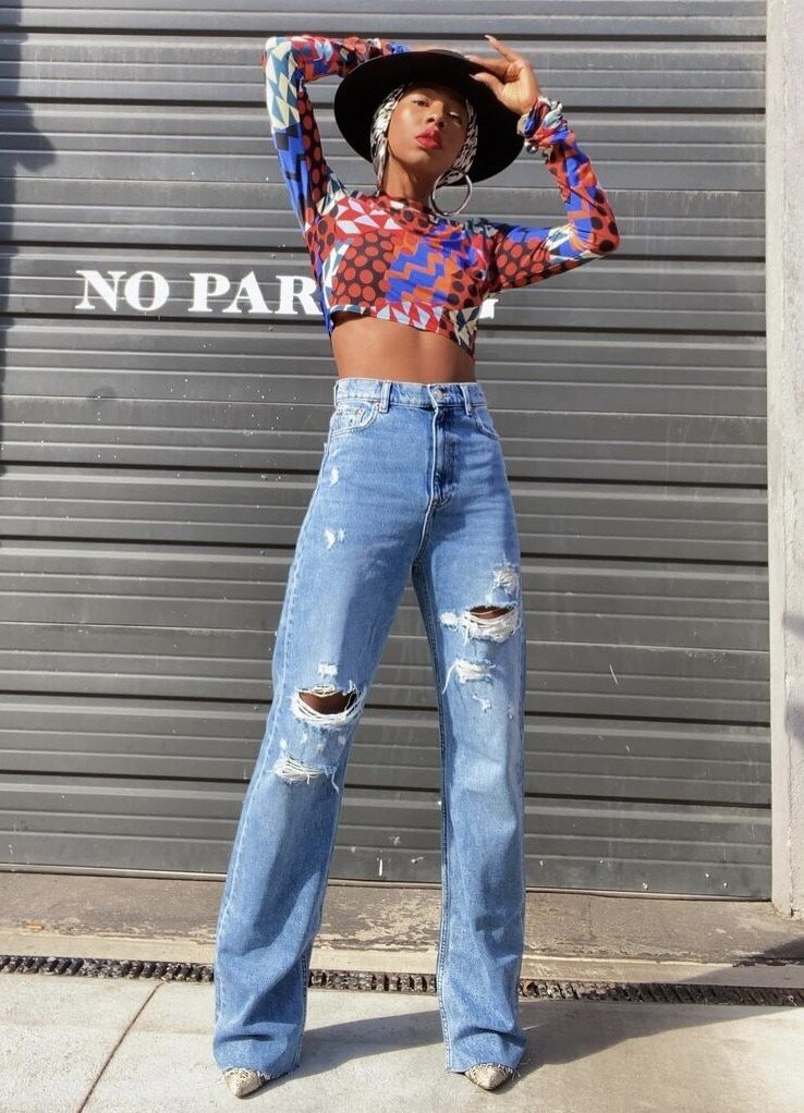 Samantha Black wearing the “Jade Geo Long Sleeve Crop Top” from her clothing brand, SammyB. Photo: @samanthablacknyc