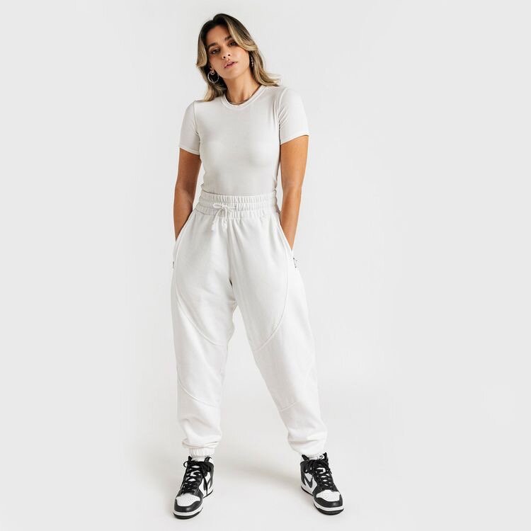 paralleapparel.com