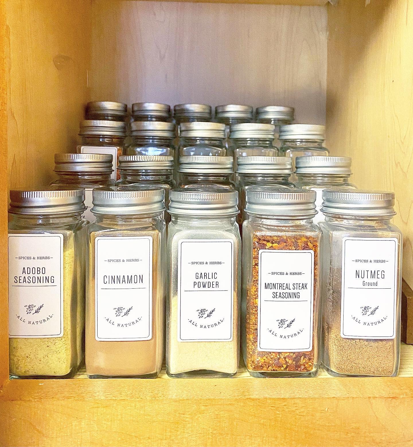 What&rsquo;s in your Top 5 of seasonings?! Comment below ⬇️