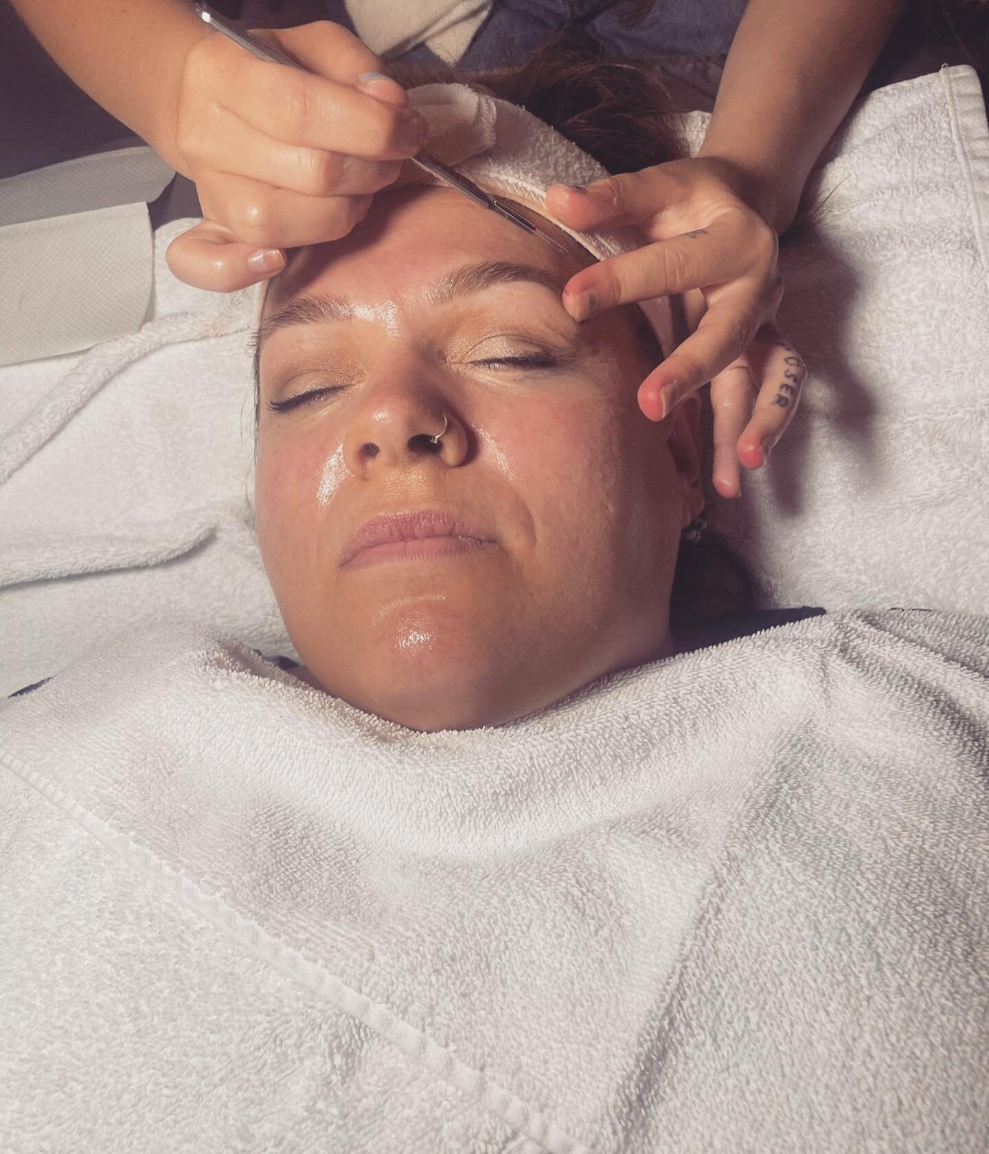 We are thrilled to be offering facials (including Derma-planing) , waxing services, and lash lifts with Madi and Sierra! Feel free to book now via the link in our bio or call us today to get on their list! 253-780-4519.  #lashlifts #facials #puyallap