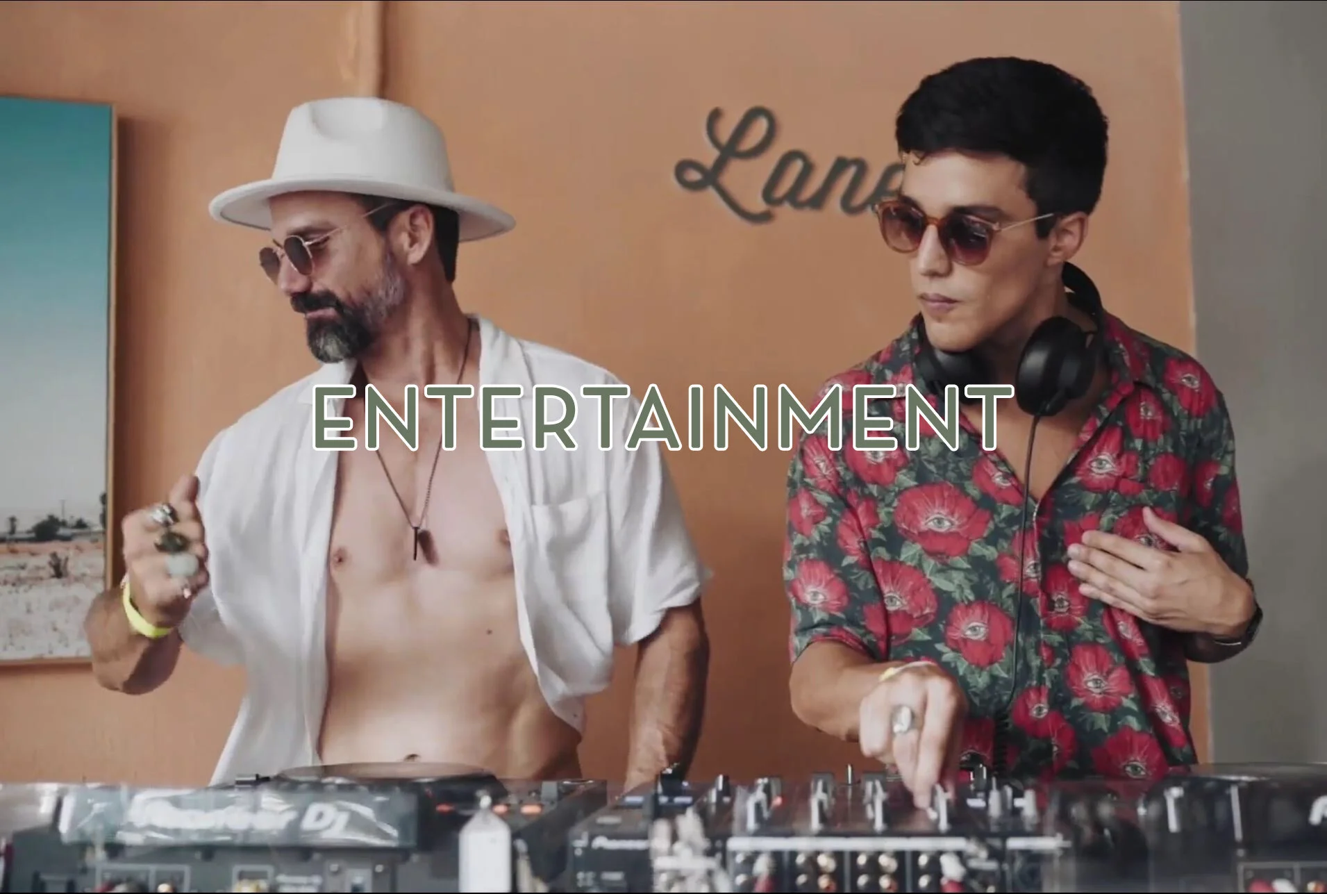 Live music laneway.JPG