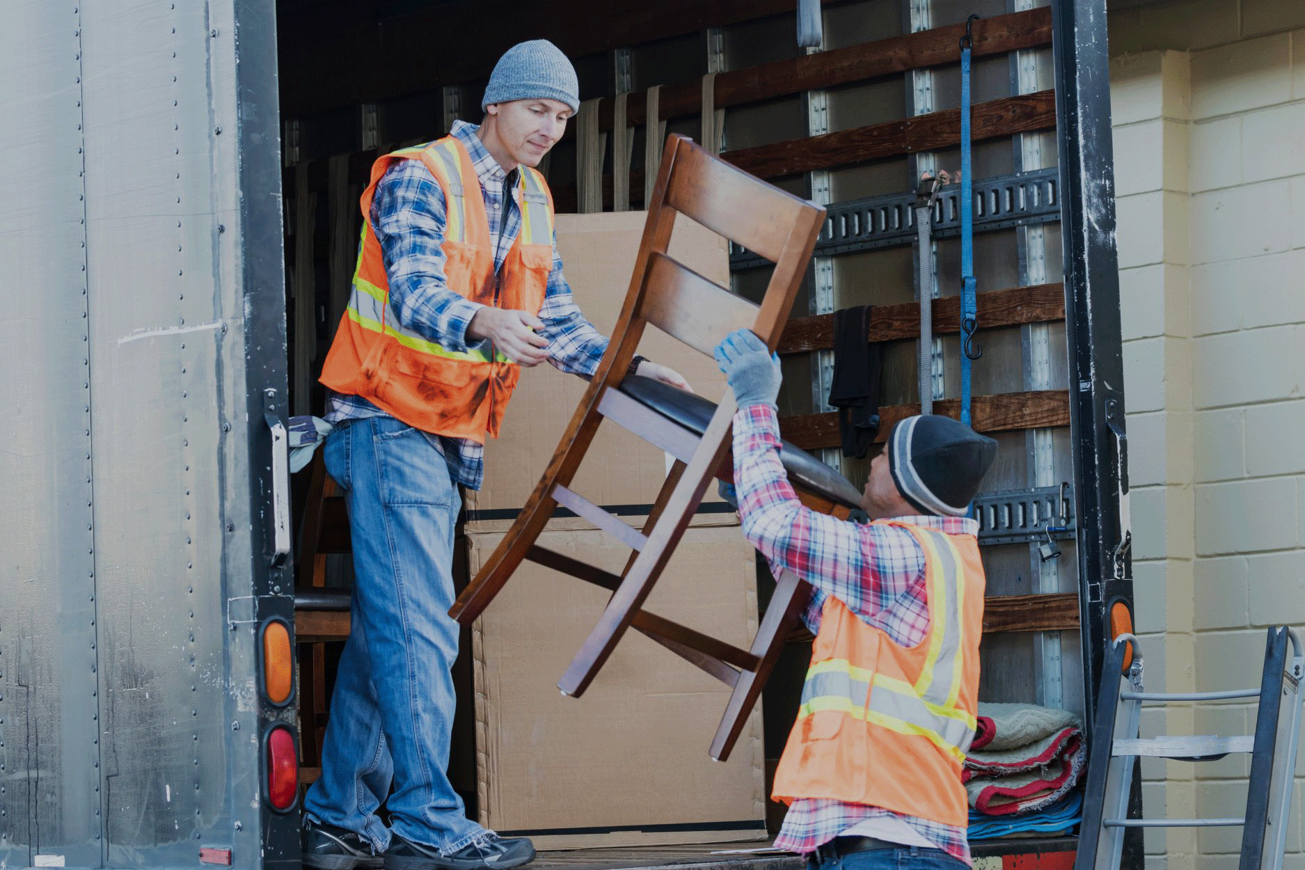 movers-moving-items-darker.png