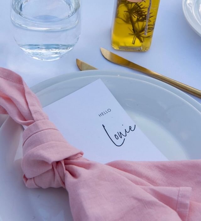 Hello Louie!! Add a bit of pizzaz to your wedding menus by personalising them with your guests names.
Bride and groom | @lorettachiarello @frediechiarello 
Photographer | Ginette Guidolin Photography
Design and Printing | @sydneyweddingprinting .
.
.