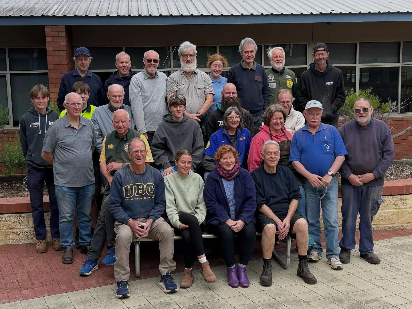 Collaboration WA attendees for 2025 mini event held in Bunbury, with Garry Field as our Australian invited artist. See you all 2026 to be held in Bunbury again with Derek Weidman as our international artist. #woodturning #collabotation #woodcollabora