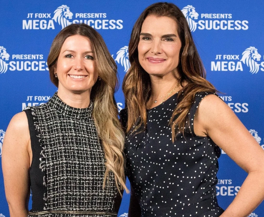 Josie featured with Brooke Shields who knowingly has a strong attention to detail and loves a clean working space!