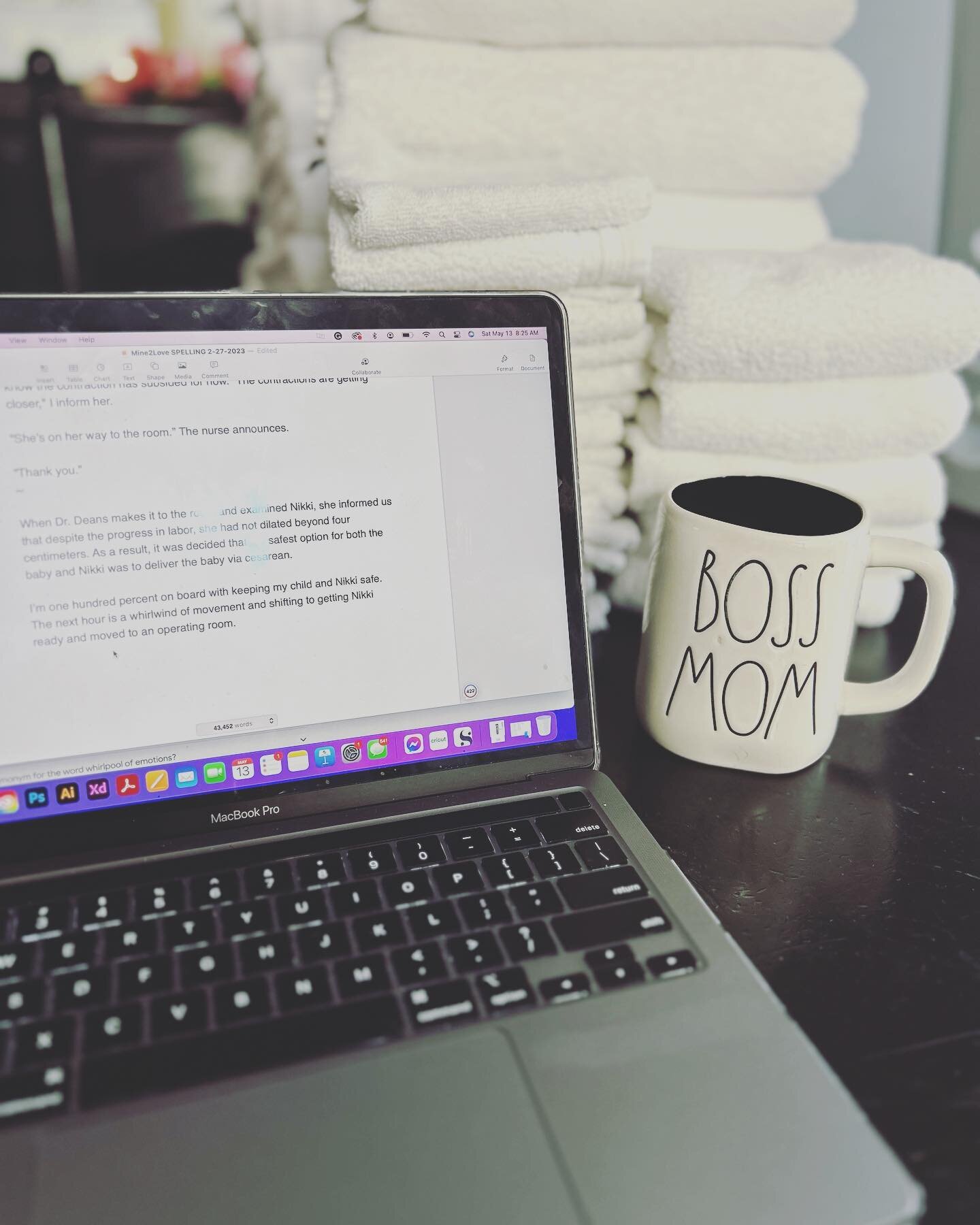 Moving through Saturday like a #bossmom.
✔️editing 
✔️graphic design work
✔️laundry 
✔️clean house 
.
#momlife #authorlife #graphicdesignlife