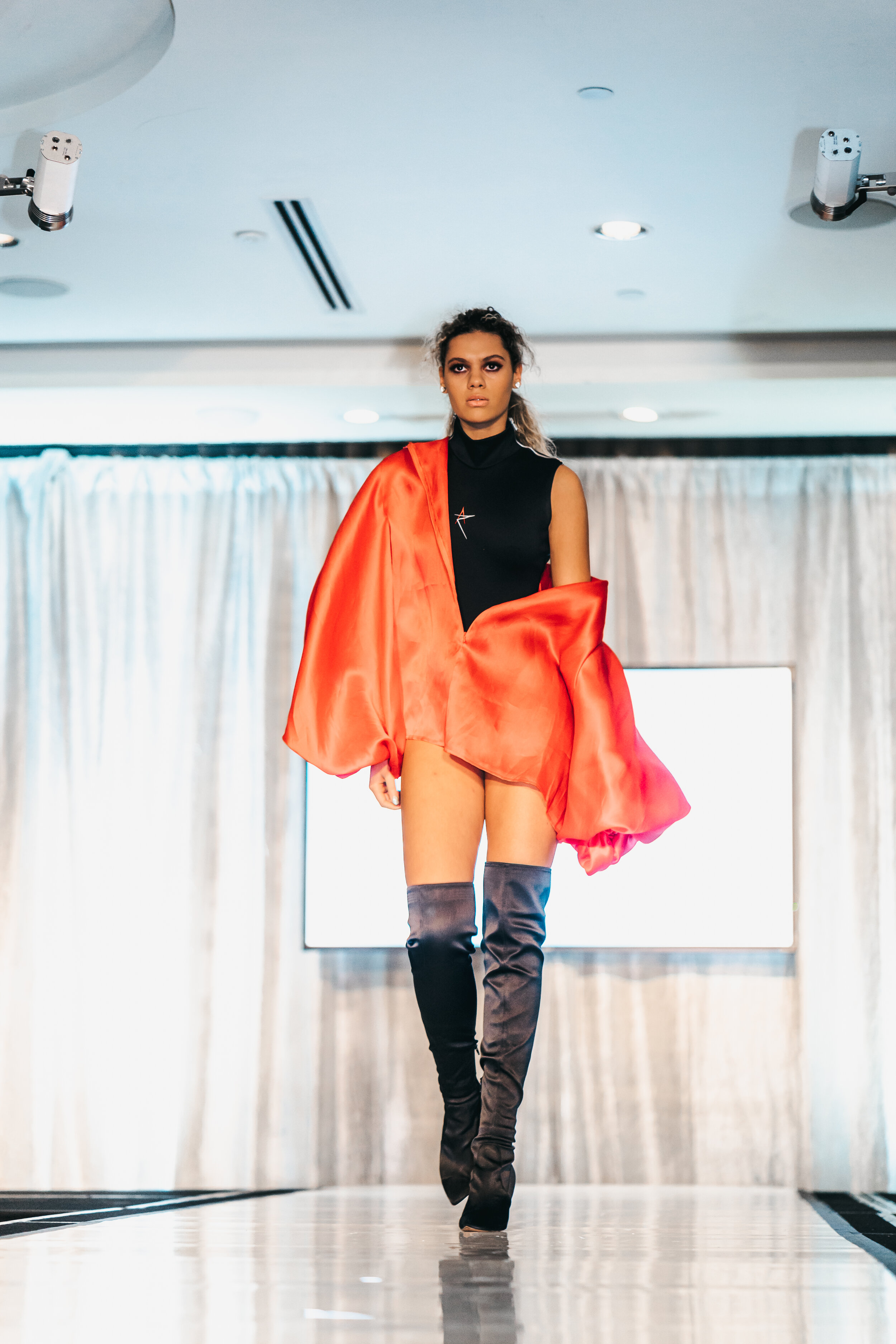Runway-09365.jpg