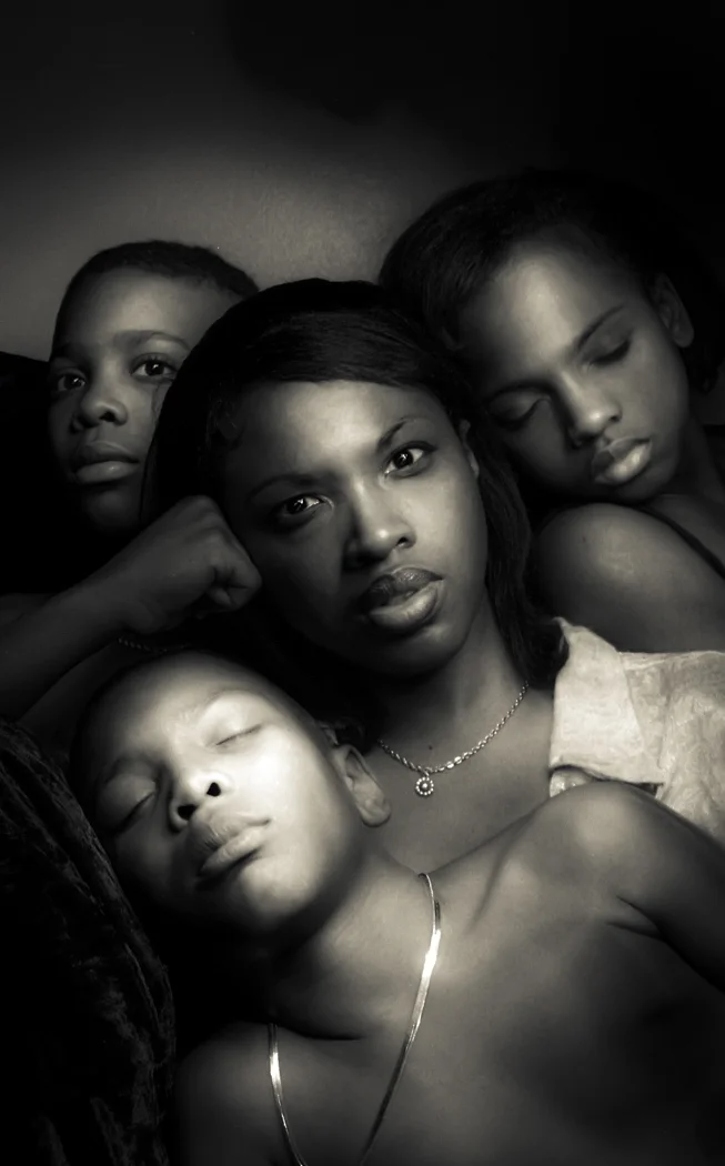 Lisa and Children_2013_001.jpg